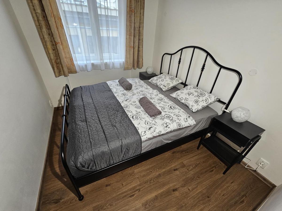 Sweet Apartment In The Heart Of Prag Exteriör bild